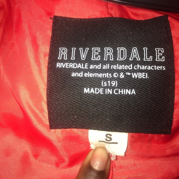 Selling river dale jacket run big - Picture 2 of 3